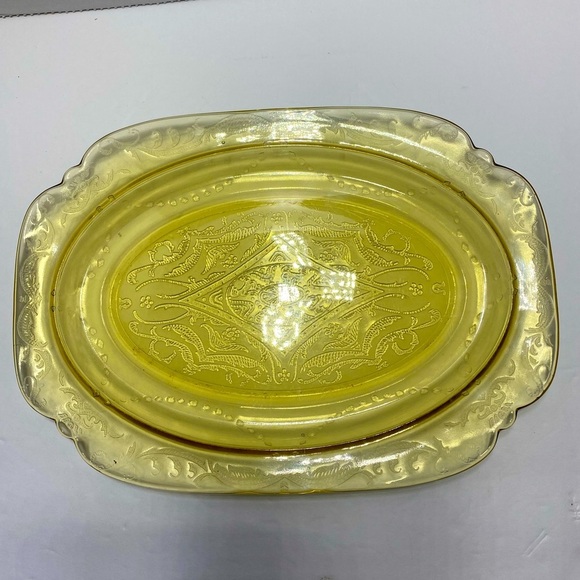 Oval Platter - Madrid Amber - Federal Glass - Made in 1930s Depression Glass - Picture 5 of 6